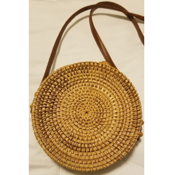 Port Costa Tan Round Woven Purse - Picture 5 of 8